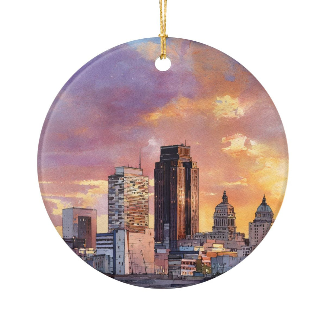 Des Moines Iowa USA Ornament: Unique Des Moines Souvenir, Des Moines Iowa Xmas Decor, and Authentic Des Moines Gift